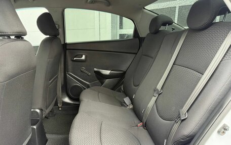 KIA Rio III рестайлинг, 2016 год, 902 000 рублей, 10 фотография