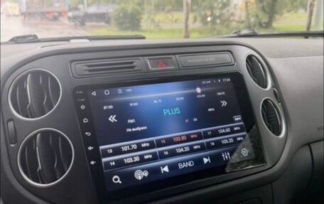 Volkswagen Tiguan I, 2013 год, 1 250 000 рублей, 6 фотография