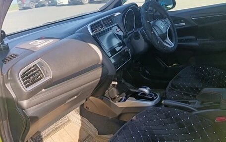 Honda Fit III, 2013 год, 850 000 рублей, 12 фотография