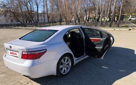 Lexus LS IV, 2008 год, 2 300 000 рублей, 3 фотография