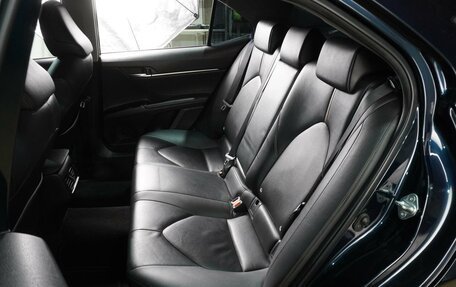 Toyota Camry, 2019 год, 2 699 000 рублей, 9 фотография