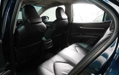 Toyota Camry, 2019 год, 2 699 000 рублей, 11 фотография