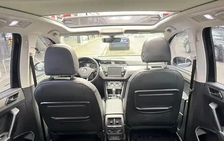 Volkswagen Touran III, 2019 год, 1 340 004 рублей, 11 фотография