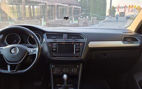 Volkswagen Tiguan II, 2018 год, 1 700 000 рублей, 10 фотография
