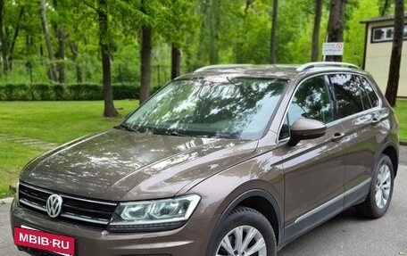 Volkswagen Tiguan II, 2018 год, 1 700 000 рублей, 2 фотография