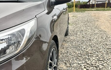 KIA Rio III рестайлинг, 2017 год, 1 000 000 рублей, 3 фотография