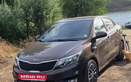 KIA Rio III рестайлинг, 2017 год, 1 000 000 рублей, 10 фотография