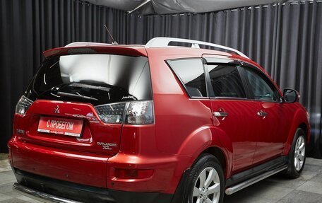 Mitsubishi Outlander III рестайлинг 3, 2010 год, 1 199 000 рублей, 4 фотография