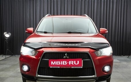 Mitsubishi Outlander III рестайлинг 3, 2010 год, 1 199 000 рублей, 2 фотография