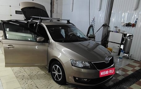 Skoda Rapid I, 2018 год, 900 000 рублей, 2 фотография