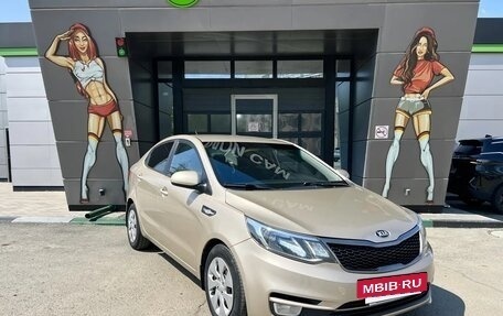 KIA Rio III рестайлинг, 2015 год, 890 000 рублей, 3 фотография