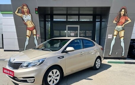 KIA Rio III рестайлинг, 2015 год, 890 000 рублей, 2 фотография