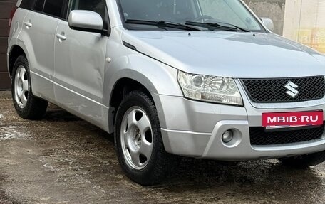 Suzuki Grand Vitara, 2005 год, 700 000 рублей, 2 фотография