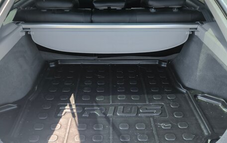 Toyota Prius, 2010 год, 750 000 рублей, 5 фотография