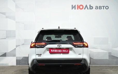 Toyota RAV4, 2021 год, 3 690 000 рублей, 5 фотография