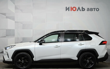 Toyota RAV4, 2021 год, 3 690 000 рублей, 8 фотография