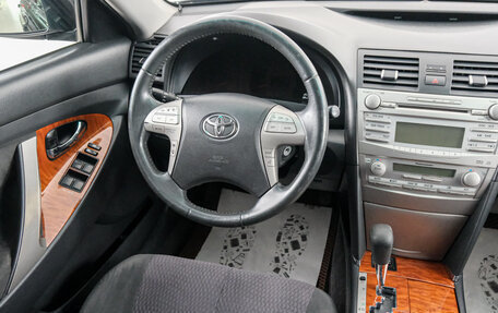 Toyota Camry, 2010 год, 1 399 000 рублей, 10 фотография