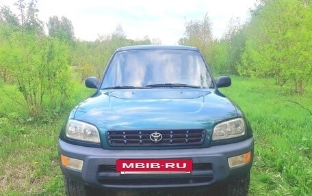 Toyota RAV4, 1998 год, 530 000 рублей, 2 фотография