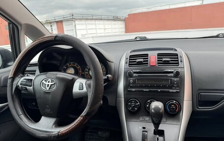 Toyota Auris II, 2011 год, 970 000 рублей, 13 фотография