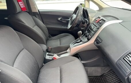Toyota Auris II, 2011 год, 970 000 рублей, 11 фотография