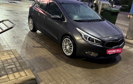 KIA cee'd III, 2015 год, 1 300 000 рублей, 5 фотография