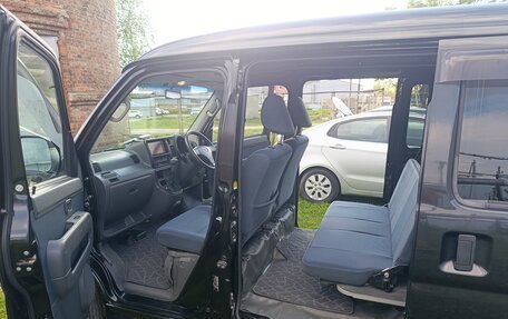 Toyota Pixis Van I, 2015 год, 580 000 рублей, 7 фотография