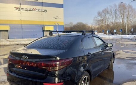 KIA Rio III рестайлинг, 2016 год, 1 400 000 рублей, 23 фотография