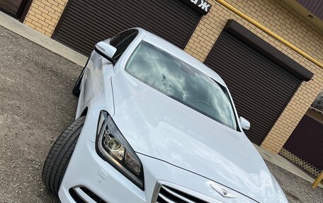 Hyundai Genesis II, 2015 год, 1 850 000 рублей, 2 фотография