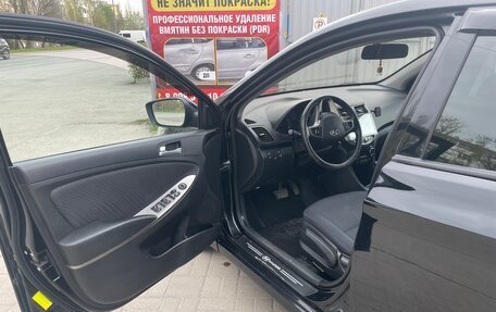 Hyundai Solaris II рестайлинг, 2016 год, 850 000 рублей, 10 фотография