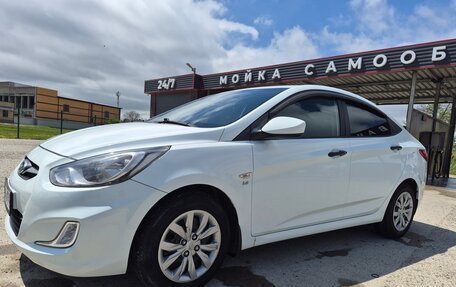 Hyundai Solaris II рестайлинг, 2013 год, 900 000 рублей, 8 фотография