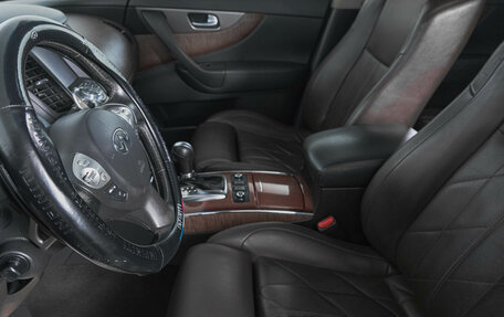 Infiniti QX70, 2015 год, 2 849 000 рублей, 9 фотография