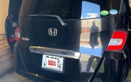 Honda Freed I, 2013 год, 1 350 000 рублей, 17 фотография