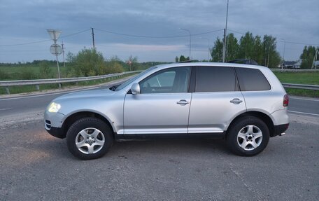 Volkswagen Touareg III, 2003 год, 599 000 рублей, 2 фотография