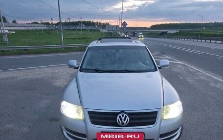 Volkswagen Touareg III, 2003 год, 599 000 рублей, 9 фотография