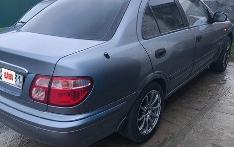 Nissan Sunny N16, 2002 год, 300 000 рублей, 24 фотография
