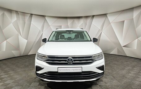 Volkswagen Tiguan II, 2021 год, 4 200 000 рублей, 7 фотография