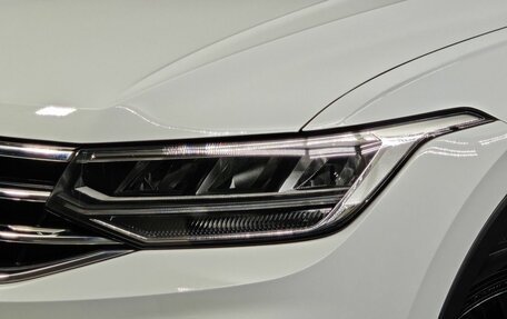 Volkswagen Tiguan II, 2021 год, 4 200 000 рублей, 10 фотография