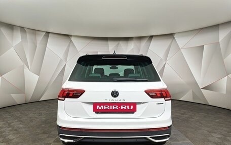 Volkswagen Tiguan II, 2021 год, 4 200 000 рублей, 8 фотография