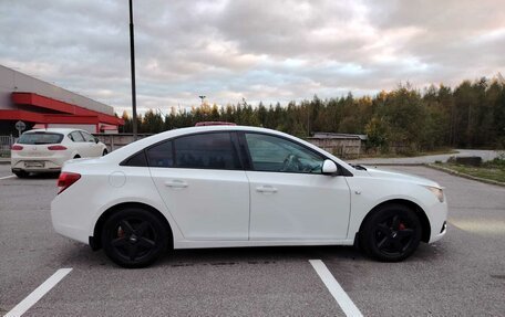 Chevrolet Cruze II, 2010 год, 445 000 рублей, 3 фотография