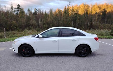 Chevrolet Cruze II, 2010 год, 445 000 рублей, 2 фотография