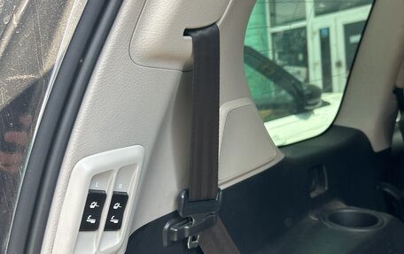 Toyota Land Cruiser Prado 150 рестайлинг 2, 2014 год, 3 490 000 рублей, 2 фотография