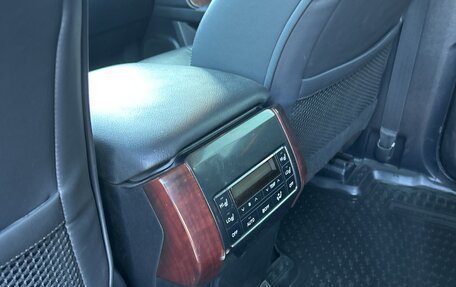 Toyota Land Cruiser Prado 150 рестайлинг 2, 2014 год, 3 490 000 рублей, 5 фотография