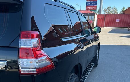 Toyota Land Cruiser Prado 150 рестайлинг 2, 2014 год, 3 490 000 рублей, 9 фотография