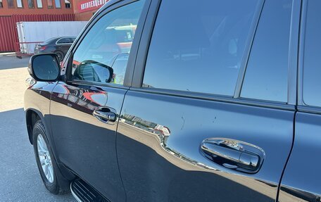Toyota Land Cruiser Prado 150 рестайлинг 2, 2014 год, 3 490 000 рублей, 13 фотография