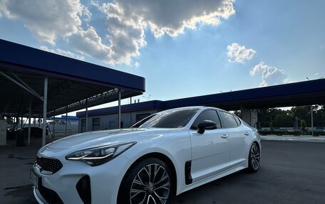 KIA Stinger I, 2018 год, 2 300 000 рублей, 2 фотография