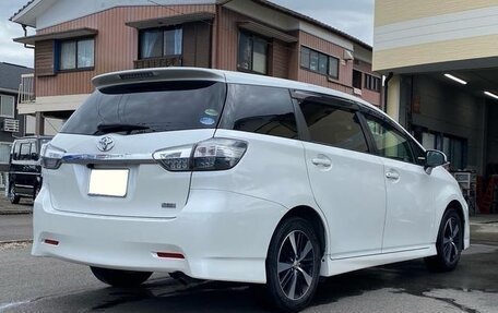 Toyota Wish II, 2013 год, 920 000 рублей, 6 фотография
