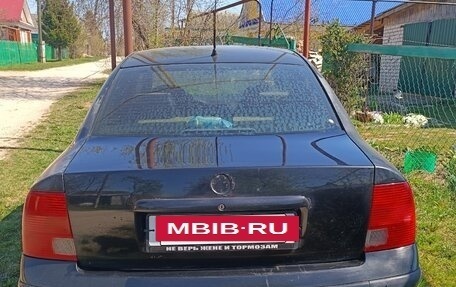 Volkswagen Passat B5+ рестайлинг, 1998 год, 170 000 рублей, 2 фотография