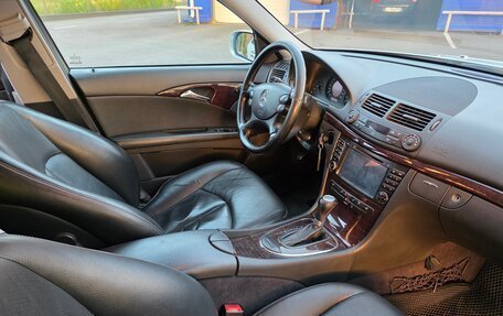 Mercedes-Benz E-Класс, 2005 год, 1 149 000 рублей, 14 фотография