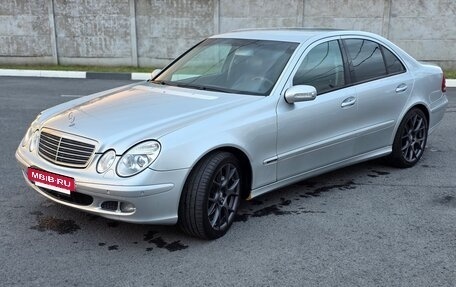 Mercedes-Benz E-Класс, 2005 год, 1 149 000 рублей, 3 фотография