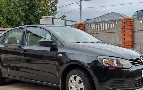 Volkswagen Polo VI (EU Market), 2014 год, 890 000 рублей, 3 фотография